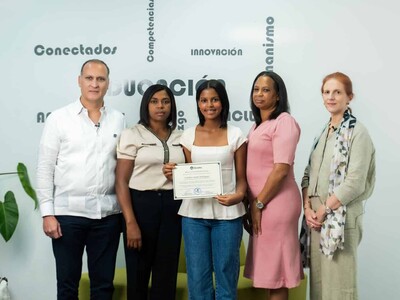 Beca a la excelencia Docalsa para estudiante de ingeniería industrial