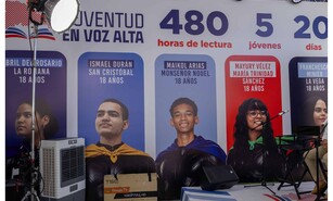 Cinco j&oacute;venes buscan devolver a Rep&uacute;blica Dominicana el r&eacute;cord Guinness de lectura en voz alta