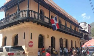 &iquest;Cu&aacute;ntos a&ntilde;os llevan cerrados los consulados dominicanos en Hait&iacute;?