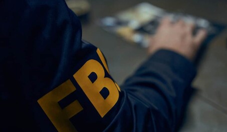 FBI dice que EE. UU. "no es patio de recreo" de sus enemigos tras arresto por espionaje chino