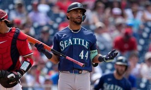 Julio Rodr&iacute;guez, primero que logra el 20-20 en su primer lustro en la MLB