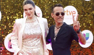 El talento latino brilla en la alfombra roja de los Premios Juventud