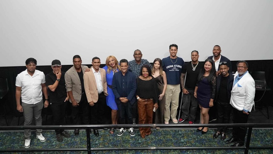 "La fábrica de bodas", comedia sobre los sueños, migración y la locura de sobrevivir en Nueva York "La fábrica de bodas", comedia sobre los sueños, migración y la locura de sobrevivir en Nueva York