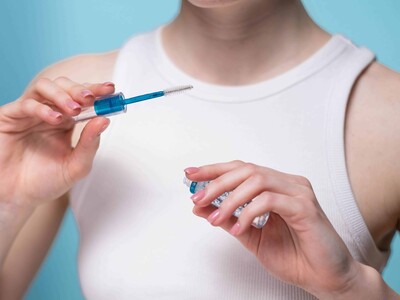 Sérum de pestañas: qué funciona realmente para hacerlas crecer