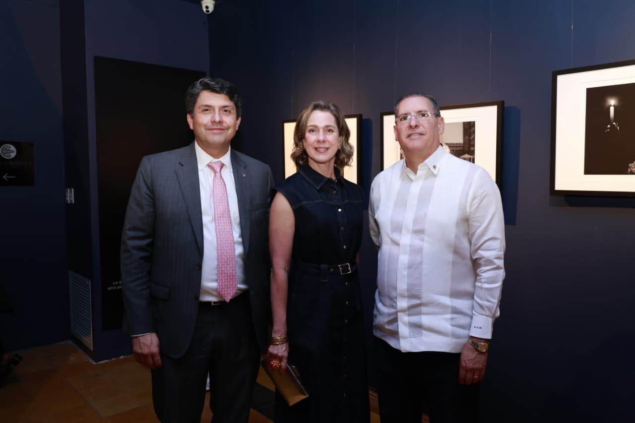 Guillermo Méndez, Claudia López y José Javier De Camps.