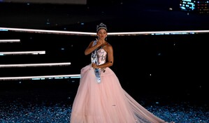 Joheirry Mola: la docente y locutora que devolvi&oacute; a RD la corona de Miss Mundo