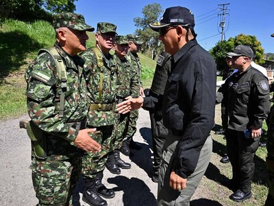 Muere un tercer militar colombiano tras atentado en Colombia