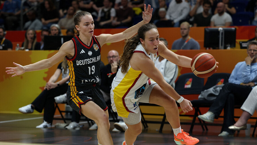Mal&iacute; derrota a Espa&ntilde;a en el Mundial femenino de b&aacute;squet