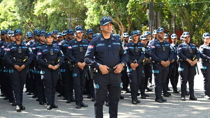 Polic&iacute;a Nacional pone en marcha "Ruta Azul", un modelo de patrullaje a pie