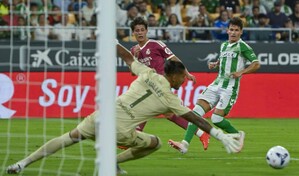 Real Madrid se queda sin p&oacute;lvora ante el Betis y sufre su primera derrota