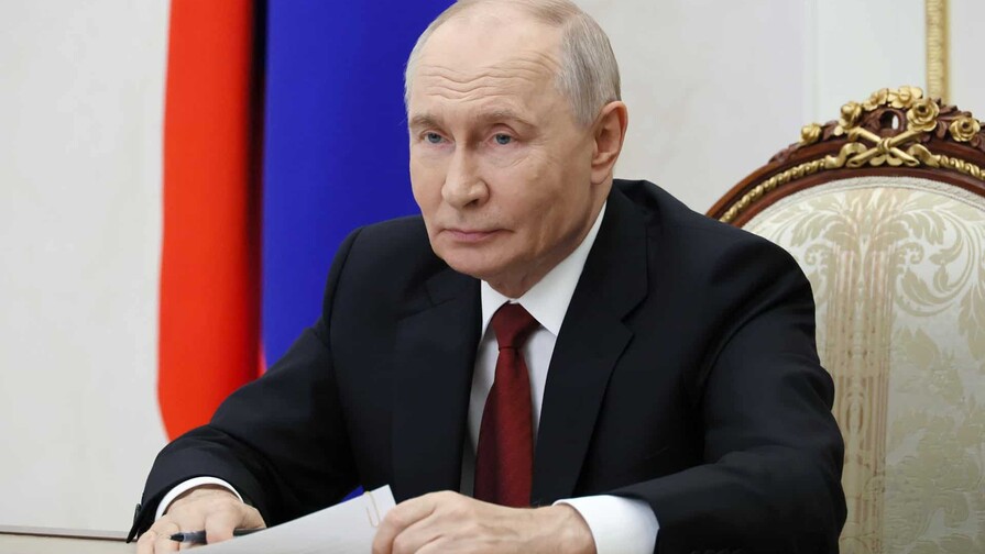 El partido de Putin logra una supermayoría en elecciones parlamentarias El partido de Putin logra una supermayoría en elecciones parlamentarias