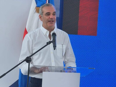 Luis Abinader realiza visita a Santiago con agenda de trabajo