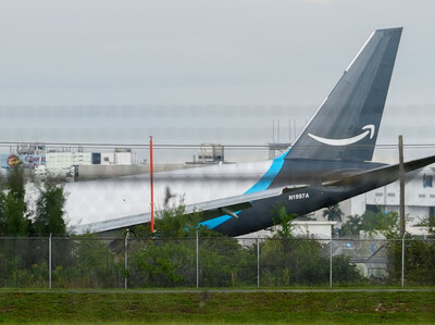 Desvían vuelos a Puerto Rico tras accidente de avión en Miami