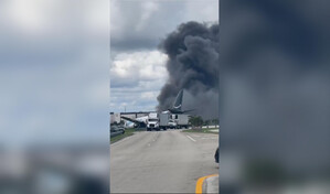Un avi&oacute;n de carga de Amazon se estrella en el aeropuerto de Miami
