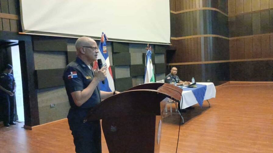 Director de la PN advierte a agentes: "Cada actuación pone en juego la imagen de la institución Director de la PN advierte a agentes: "Cada actuación pone en juego la imagen de la institución