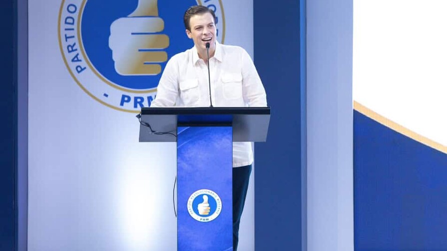 Garrig&oacute;: "Han pretendido descalificarme por mi apellido; soy nieto de Hip&oacute;lito e hijo de Carolina