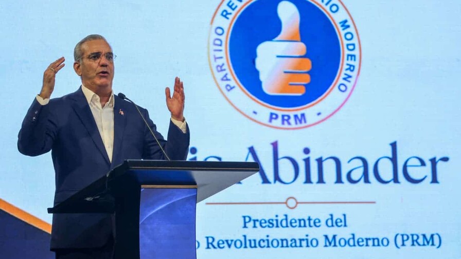 Abinader proyecta al PRM en el poder más allá del 2028 y promete no imponer un heredero Abinader proyecta al PRM en el poder más allá del 2028 y promete no imponer un heredero