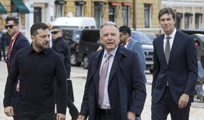 Jared Kushner y Zelenski discuten pr&oacute;ximos pasos en la guerra ruso-ucraniana