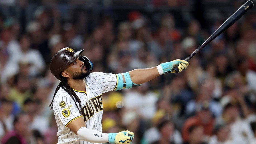 Fernando Tatis Jr. l&iacute;der entre dominicanos con m&aacute;s camisetas vendidas en Grandes Ligas