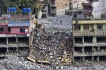 Nepal eleva a 1,355 los muertos y mantiene en casi 5,000 los desaparecidos tras la riada