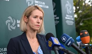 La UE aprueba el mayor paquete de sanciones selectivas contra Rusia con casi 1,600 nombres