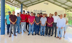 Productores de Dajab&oacute;n rechazan supuesto permiso para importar yuca amarga desde Hait&iacute;