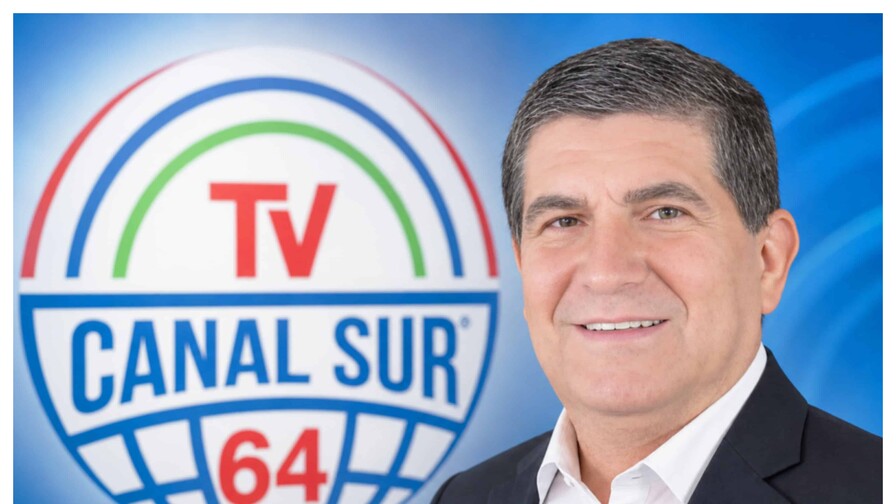 Juan Cruz Triffolio inicia una nueva etapa en TV Canal Sur con su programa “Con Punto y Coma”