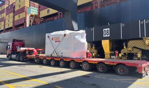 Edeeste recibe equipos para mejorar el servicio el&eacute;ctrico en Boca Chica, Villa Consuelo y El Brisal