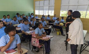 Del buen desempe&ntilde;o docente al buen aprendizaje: el pr&oacute;ximo desaf&iacute;o de la educaci&oacute;n dominicana
