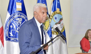 Fallece el odont&oacute;logo y catedr&aacute;tico Jos&eacute; Dom&iacute;nguez Vanderhorst