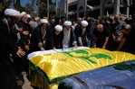 El Líbano despide a doce víctimas entre edificios destruidos por los ataques israelíes El Líbano despide a doce víctimas entre edificios destruidos por los ataques israelíes