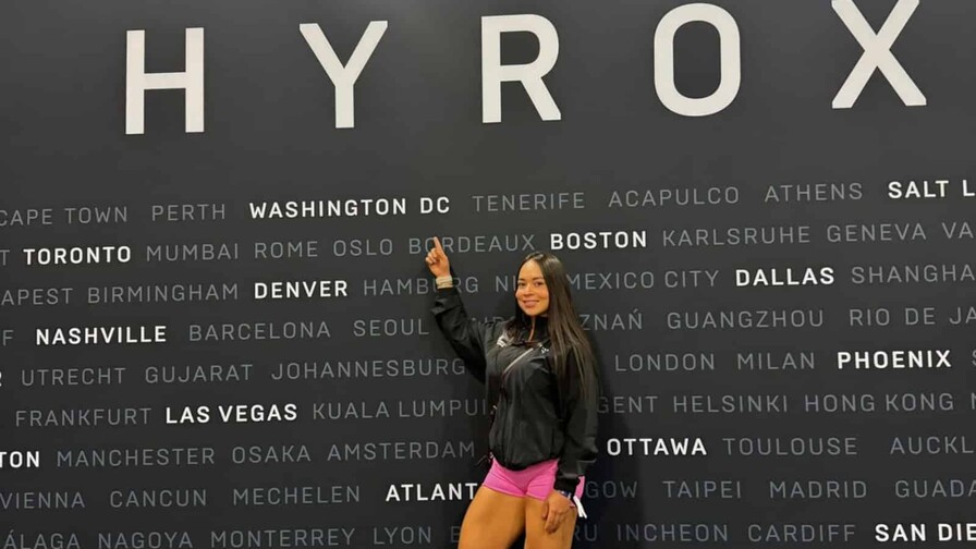 La entrenadora Karla de la Rosa completa con éxito el desafío HYROX Washington 2026