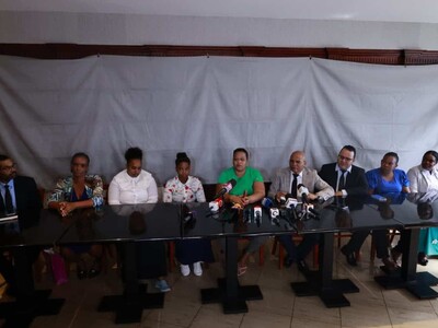 Niños rescatados Haina: Mujeres salen en defensa de pastor detenido