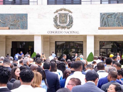 Senado realiza simulacro nacional de evacuación por terremoto