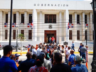 Gobernadora enfatiza la necesidad de simulacros de terremotos