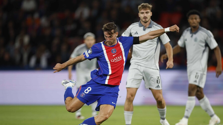 El campe&oacute;n PSG golea al Slovan Bratislava y arranca como l&iacute;der de la Champions League