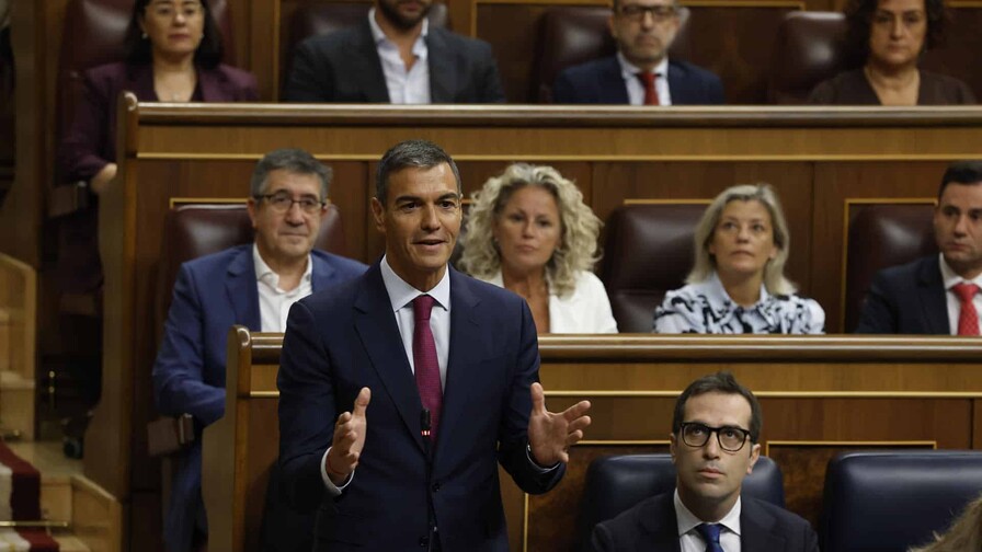 Sánchez defiende la ley de nietos de exiliados españoles tras suspenderse su derecho al voto Sánchez defiende la ley de nietos de exiliados españoles tras suspenderse su derecho al voto