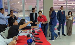 Brenda Castillo es la m&aacute;s premiada; Reinas del Caribe reciben sus incentivos por ganar el oro