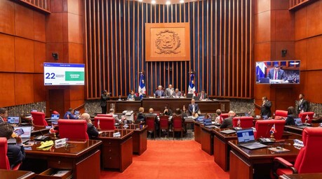 El Senado sesiona por primera vez en La Romana por el 82 aniversario de la provincia