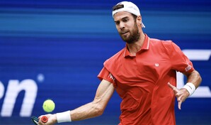 El ruso Khachanov avanza a semis del US Open tras abandono de Blockx