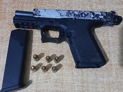 Operativo policial en ciudad detiene a varios delincuentes