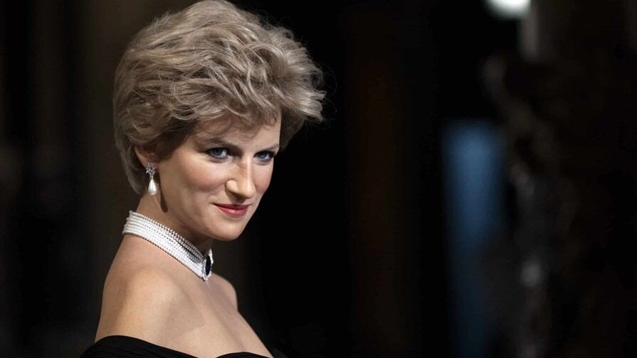 El vestido de la venganza de la princesa Diana sale en tour antes de su subasta final