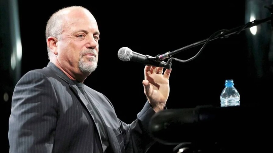 Billy Joel se sometió a una cirugía cerebral para aliviar los síntomas de su hidrocefalia Billy Joel se sometió a una cirugía cerebral para aliviar los síntomas de su hidrocefalia