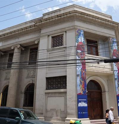 Ministerio de Cultura presenta avances en recuperaci&oacute;n del museo de Santiago