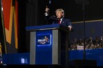 Trump cierra la convención republicana con un llamado personal a votar en noviembre Trump cierra la convención republicana con un llamado personal a votar en noviembre