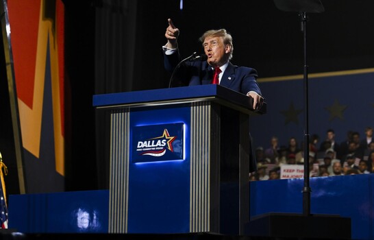 Trump vuelve a prometer dividendos de 5,000 d&oacute;lares si republicanos ganan las legislativas