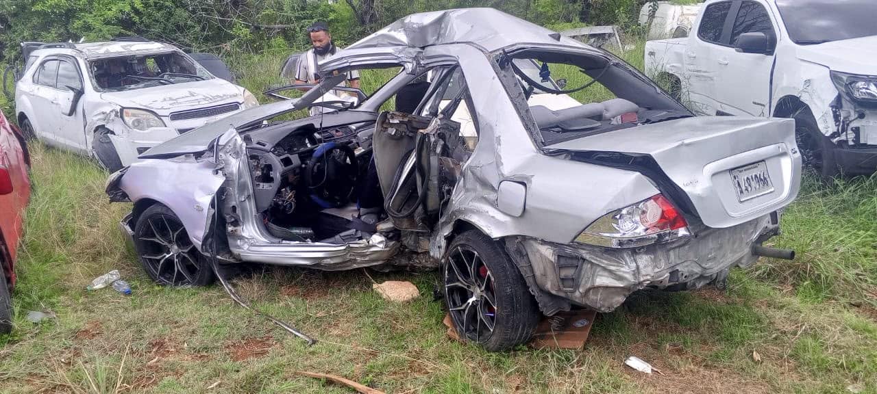 Así quedó el vehículo de Alexander tras el accidente.