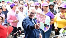 Gonzalo Castillo promete reducir p&eacute;rdidas el&eacute;ctricas y alcanzar 24 horas de luz