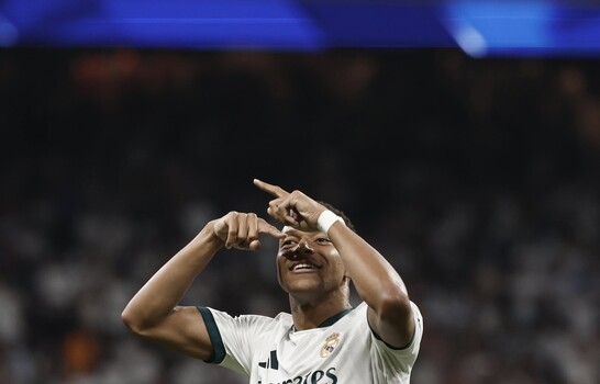 Con un doblete, Mbapp&eacute; lidera la goleada del Real Madrid 4-1 sobre el Rayo Vallecano
