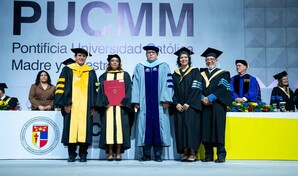 Pucmm celebra graduaci&oacute;n y llama a actuar sin "ciclos pol&iacute;ticos" frente a resultados de PISA
